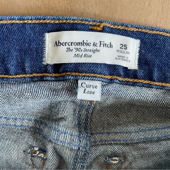 Women’s Abercrombie Curve Love The 90’s Straight Mid Rise Jeans - Picture 6 of 11